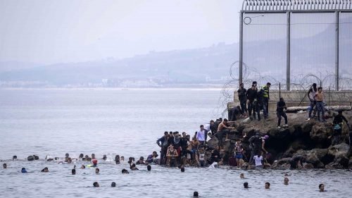 Experimenta el Aventurero Incesante en Uncrossable Rush, un Slot de Acción - overview